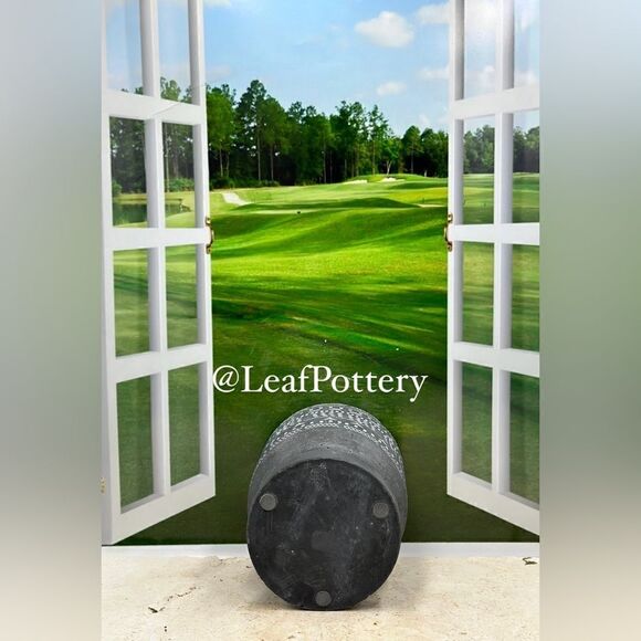 Sebastian Gray/White Concrete Planter Pot with Saucer Attached - Picture 8 of 9